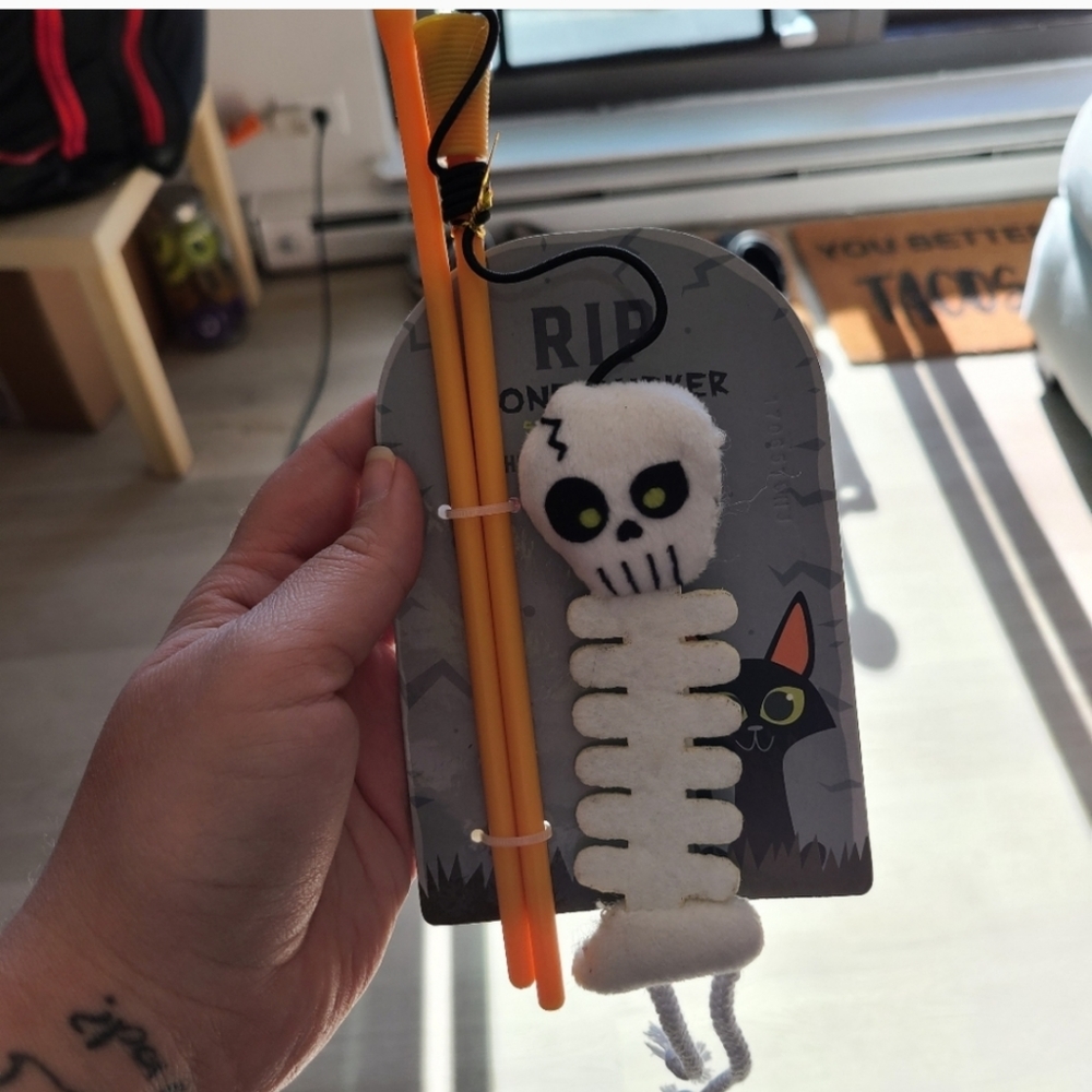 Halloween cat toy bundle!